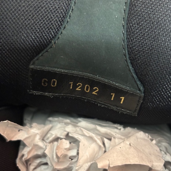 Louis Vuitton LV Skate Sneaker - Picture 5 of 5